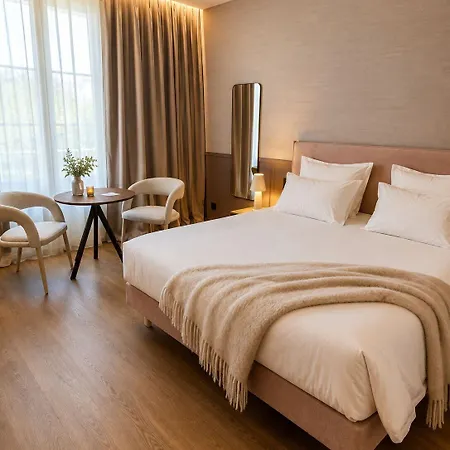 Hotel Flore 3*
