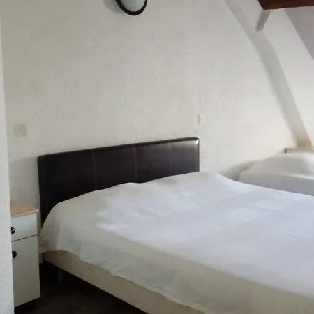 Hotel Flore