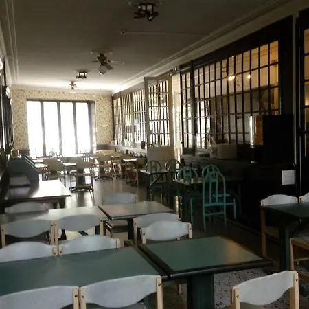 Flore Hotel